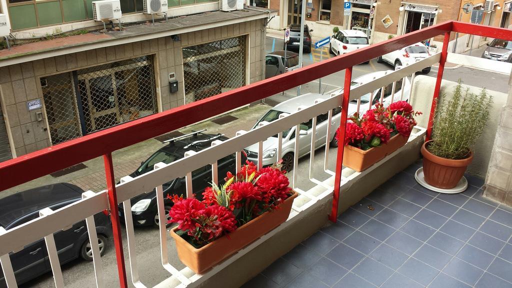 Dimora Del Viandante Appartamento Civitavecchia Exterior foto